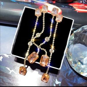 Woman fashion earrings